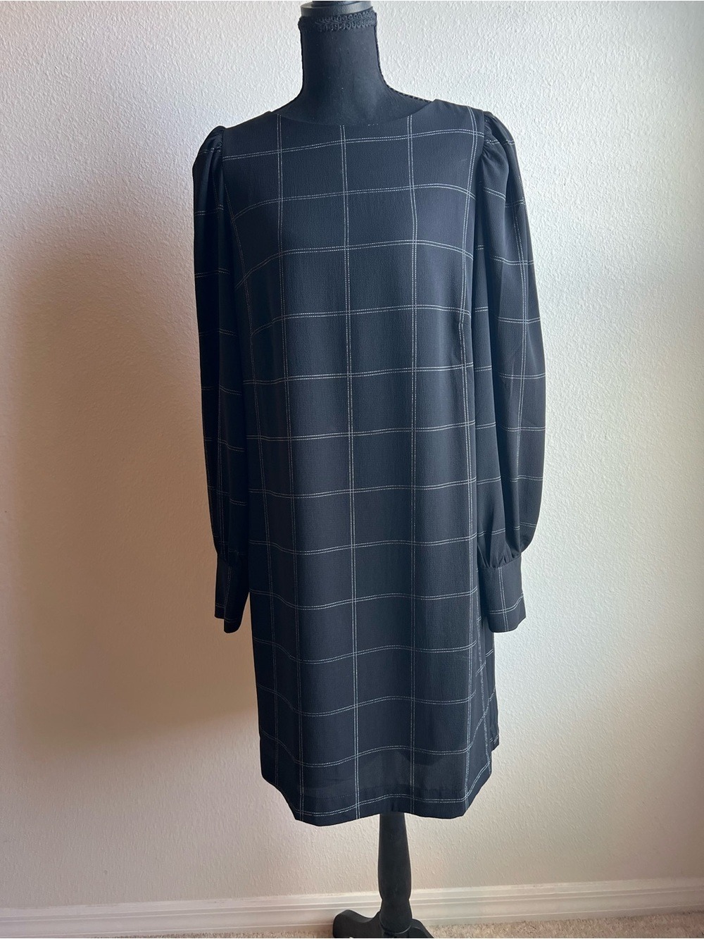 Aha Mix NWT Womens Size 38 US 8 Black White Windowpane Puff Sleeve Shift Dress